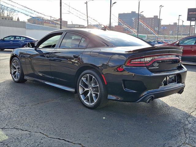 Used 2023 Dodge Charger R/T RWD image 19