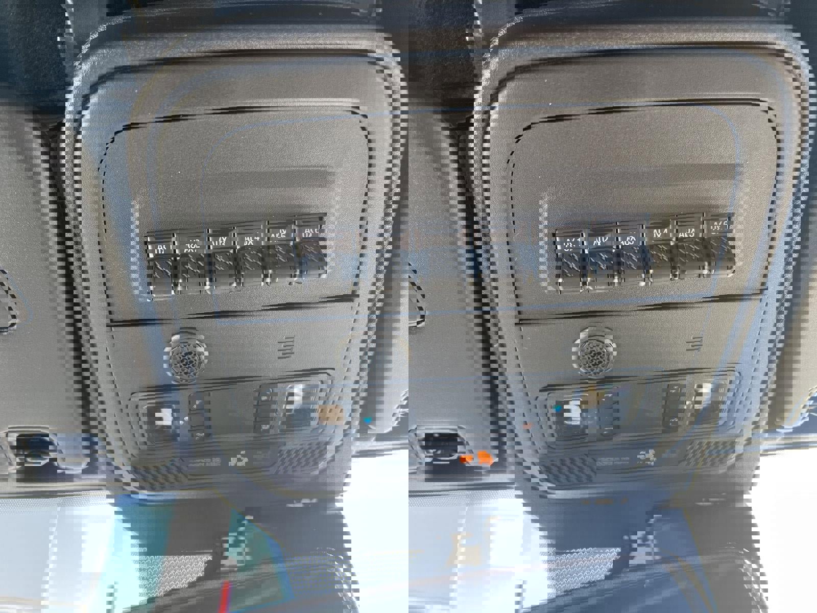 Used 2023 Ford Bronco Wildtrak image 27