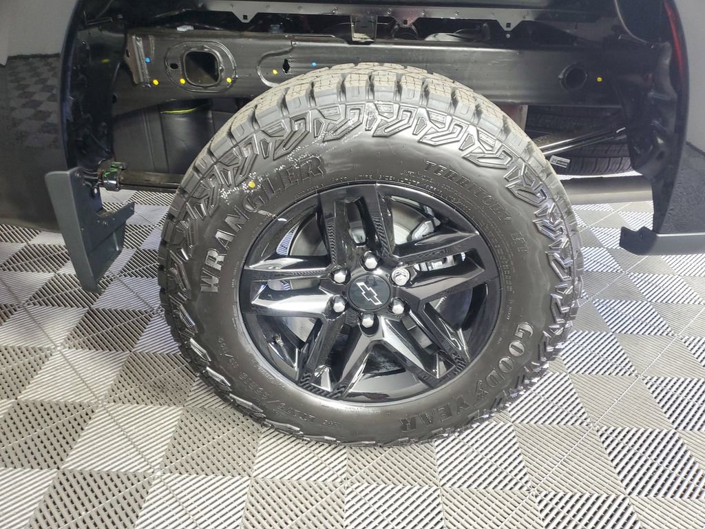 New 2026 Chevrolet Silverado 1500 Custom Trail Boss w/ Midnight Edition image 30