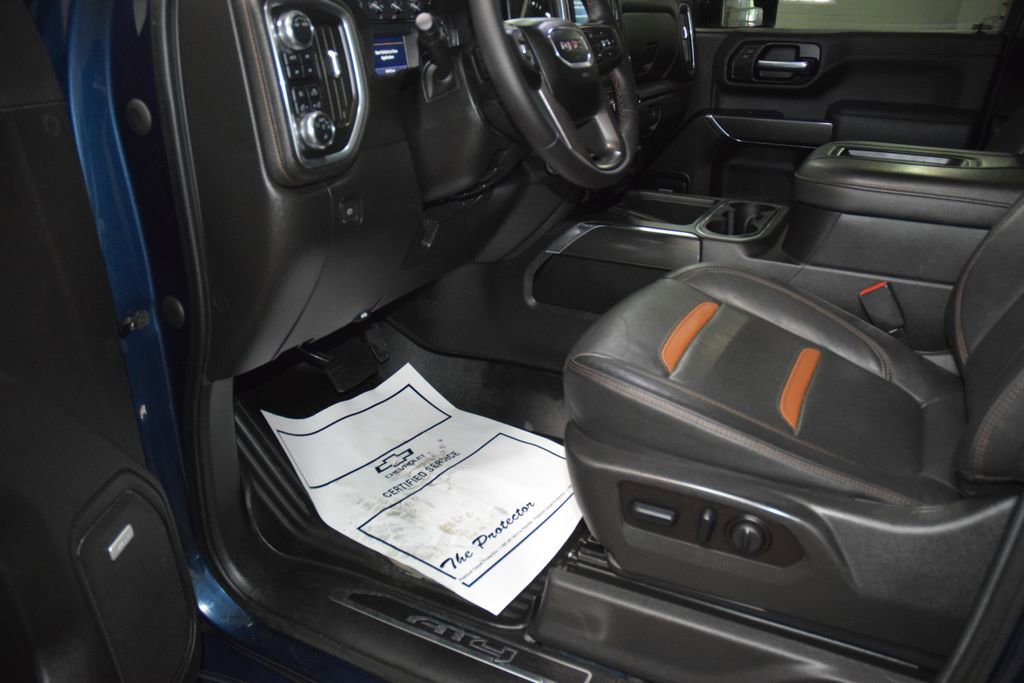 Used 2022 GMC Sierra 3500 AT4 w/ AT4 Preferred Package image 43