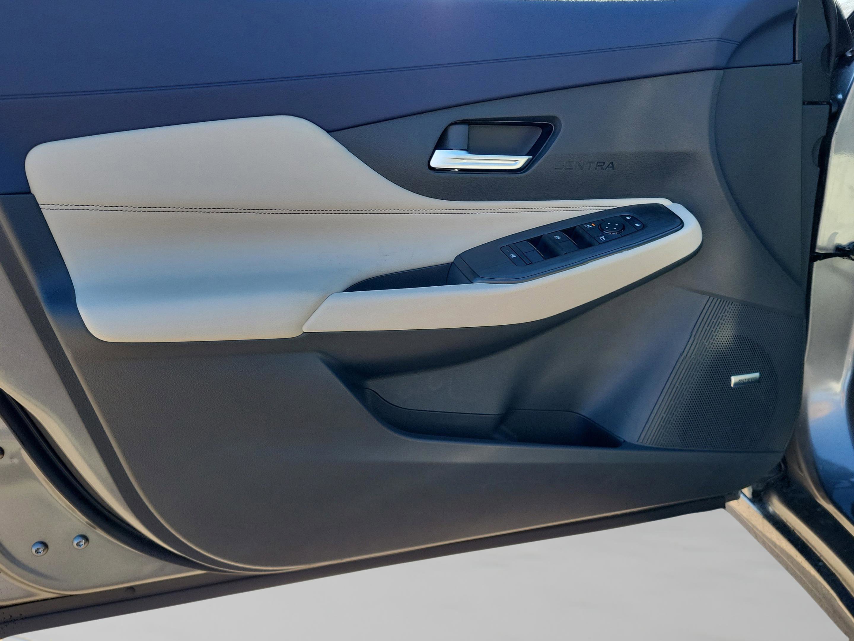 New 2026 Nissan Sentra SL w/ Floor Mat Package image 32