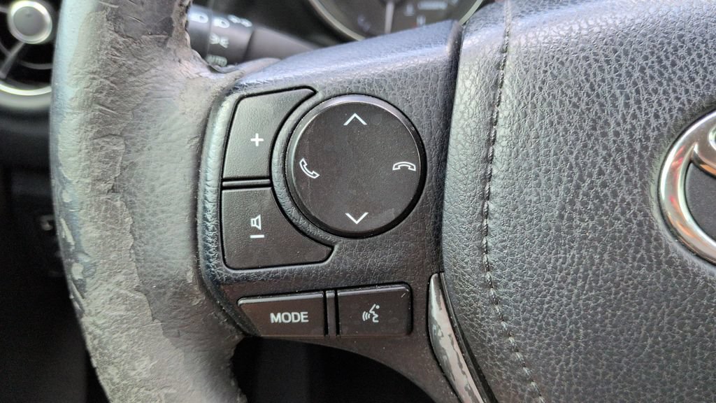 Used 2018 Toyota Corolla iM FWD image 18