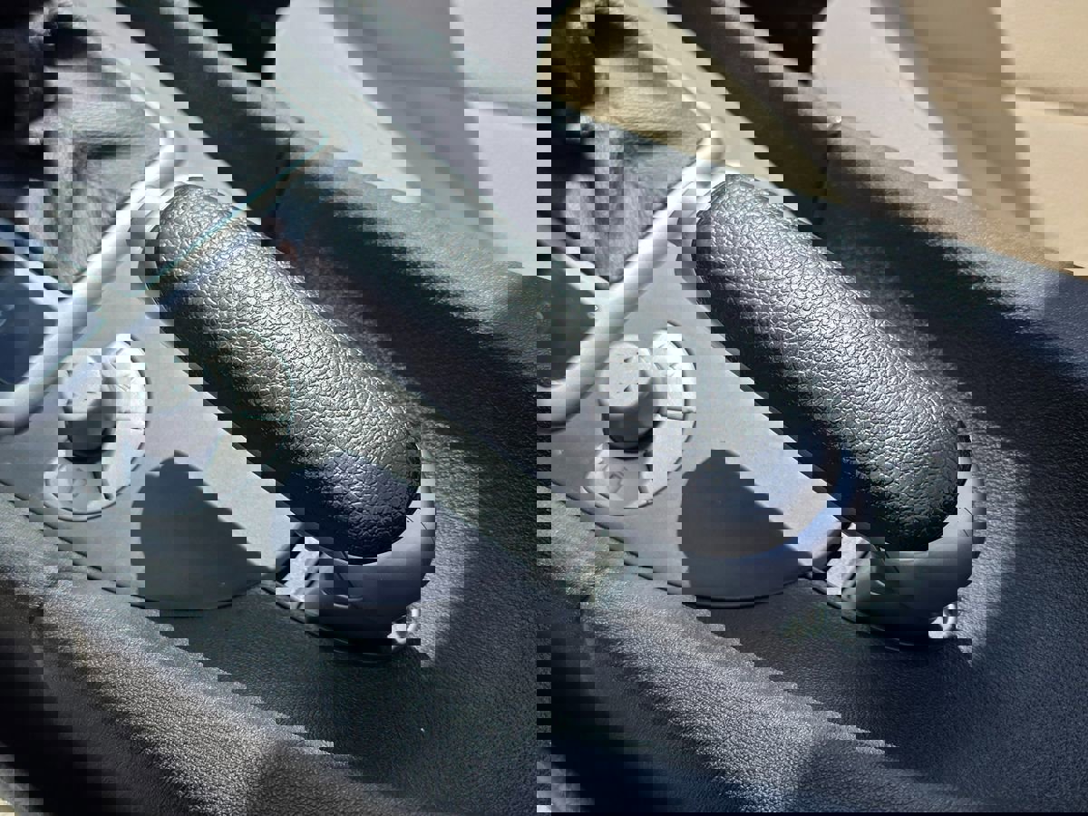 Used 2005 Mercedes-Benz SLK 350 image 34