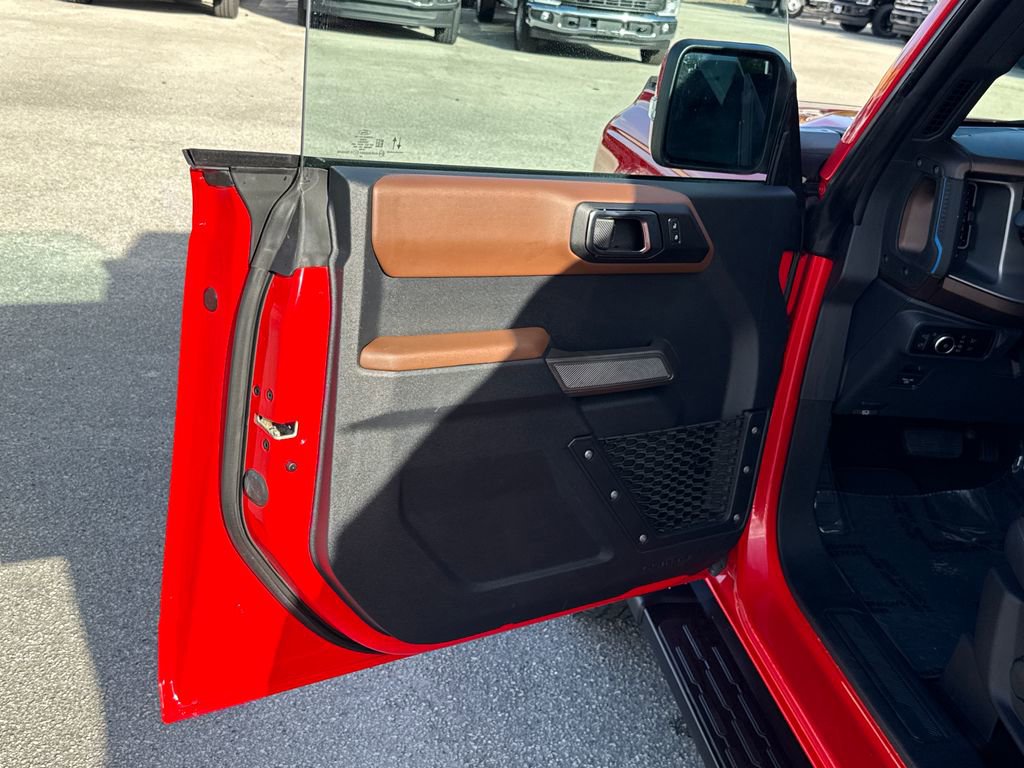 Used 2023 Ford Bronco Outer Banks image 12