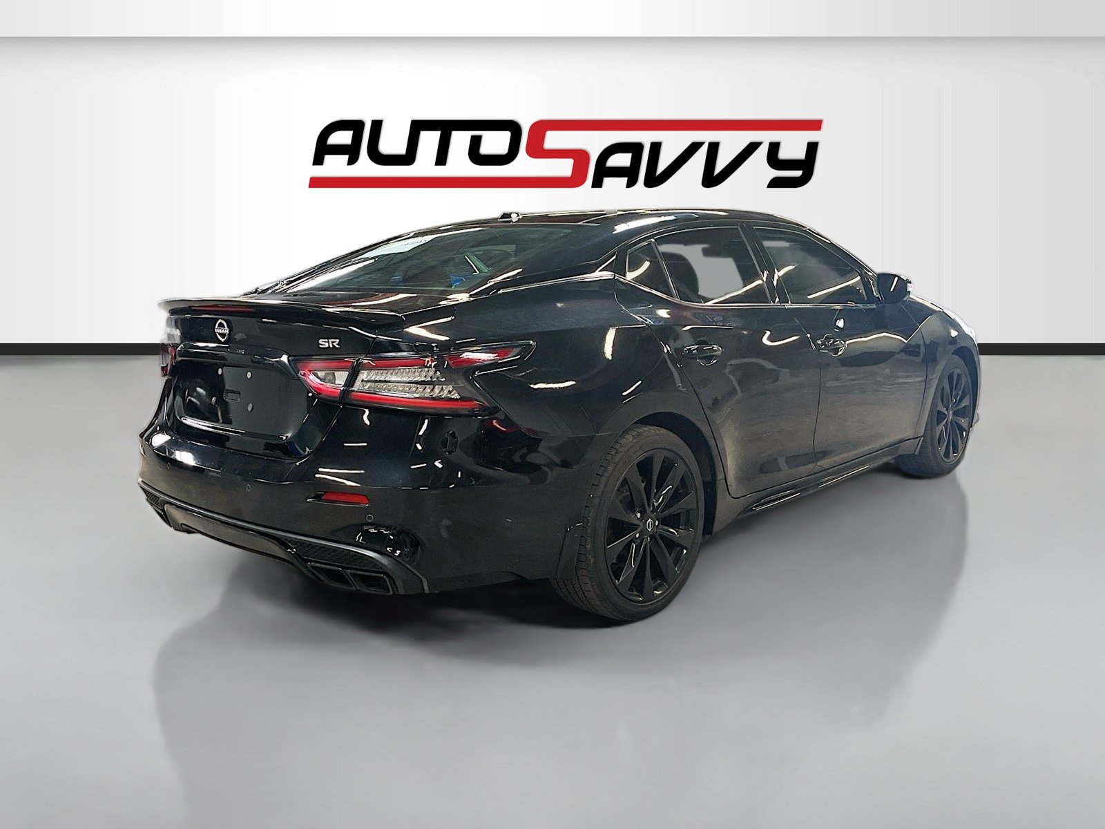 Used 2023 Nissan Maxima SR w/ Sport Mat Group FWD image 7