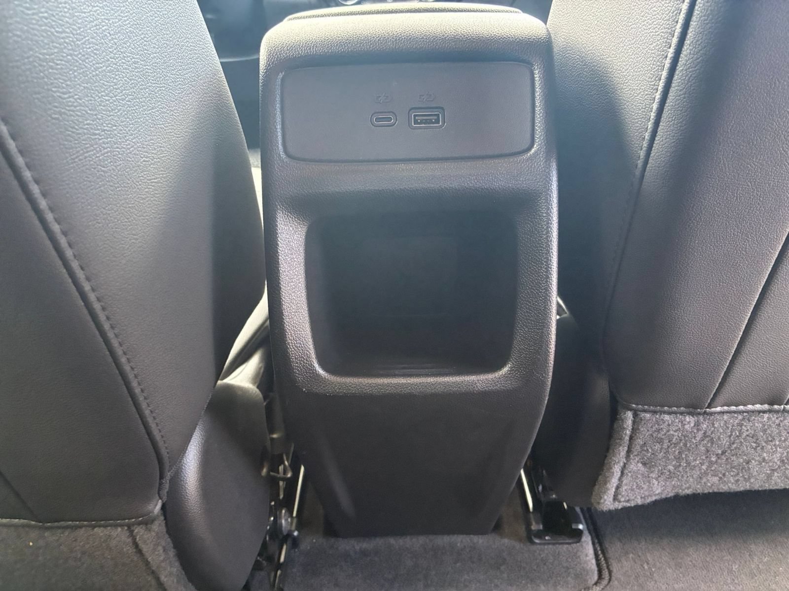 Used 2025 Chevrolet Trax LT FWD image 19