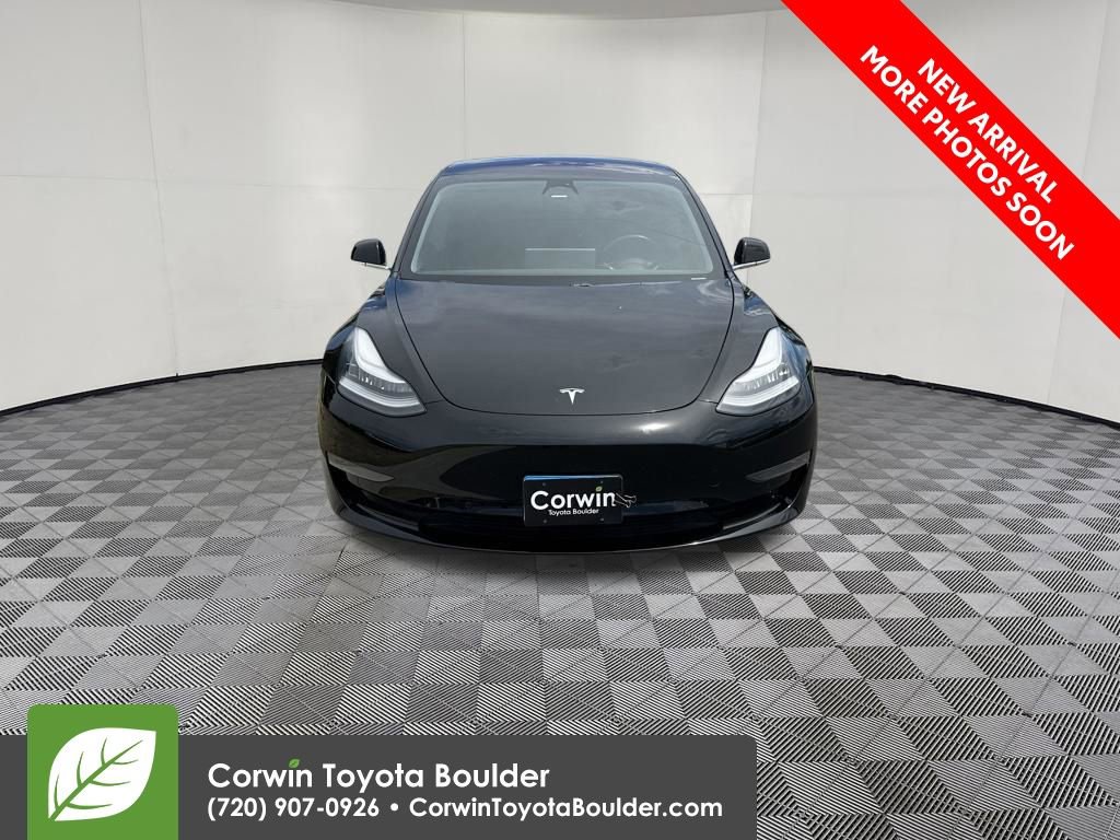 Used 2019 Tesla Model 3 Mid Range RWD image 2