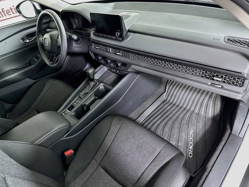 Used 2024 Honda Accord EX image 28