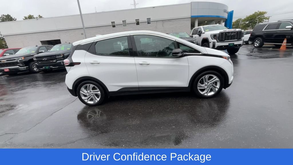 Certified 2023 Chevrolet Bolt LT image 3