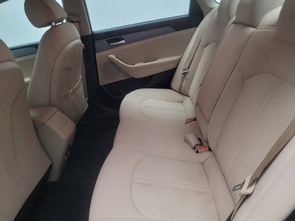 Used 2018 Hyundai Sonata SE FWD image 18