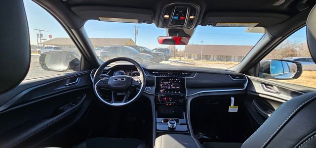 New 2025 Jeep Grand Cherokee L Altitude image 54