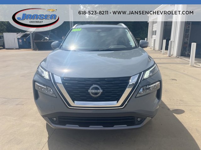 Used 2022 Nissan Rogue SL image 2