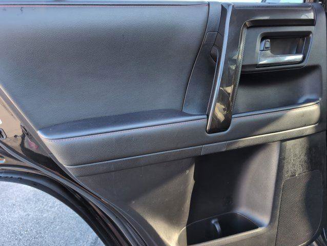 Used 2024 Toyota 4Runner TRD Off-Road Premium image 28