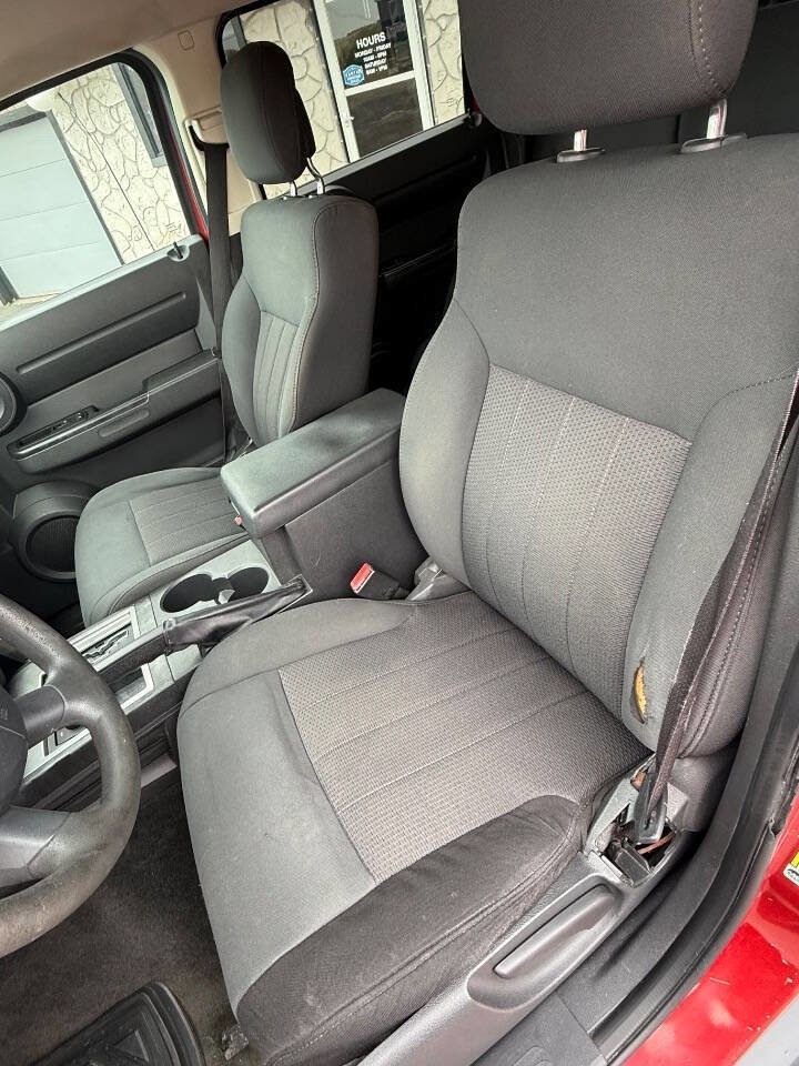 Used 2011 Dodge Nitro Heat w/ Popular Equipment Group AWD/4WD image 7