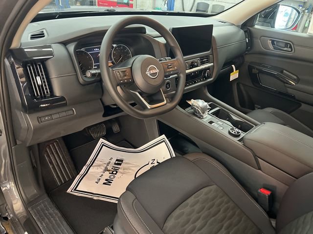 New 2026 Nissan Pathfinder S AWD/4WD image 28