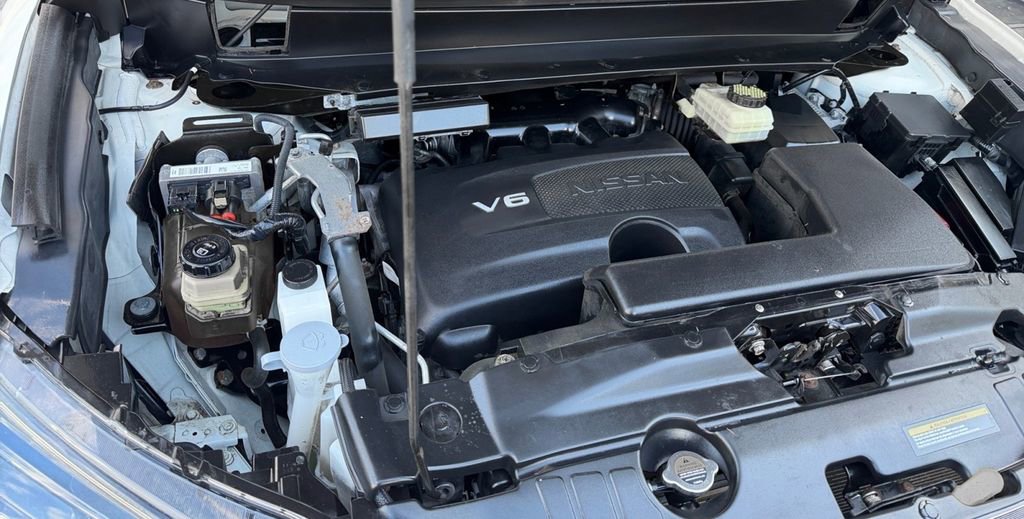 Used 2018 Nissan Pathfinder S AWD/4WD image 23