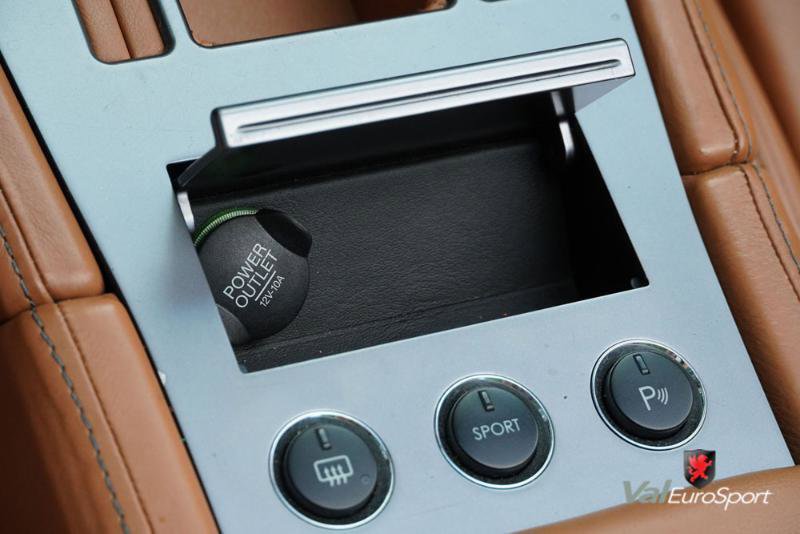 Used 2006 Aston Martin DB9 Volante image 15