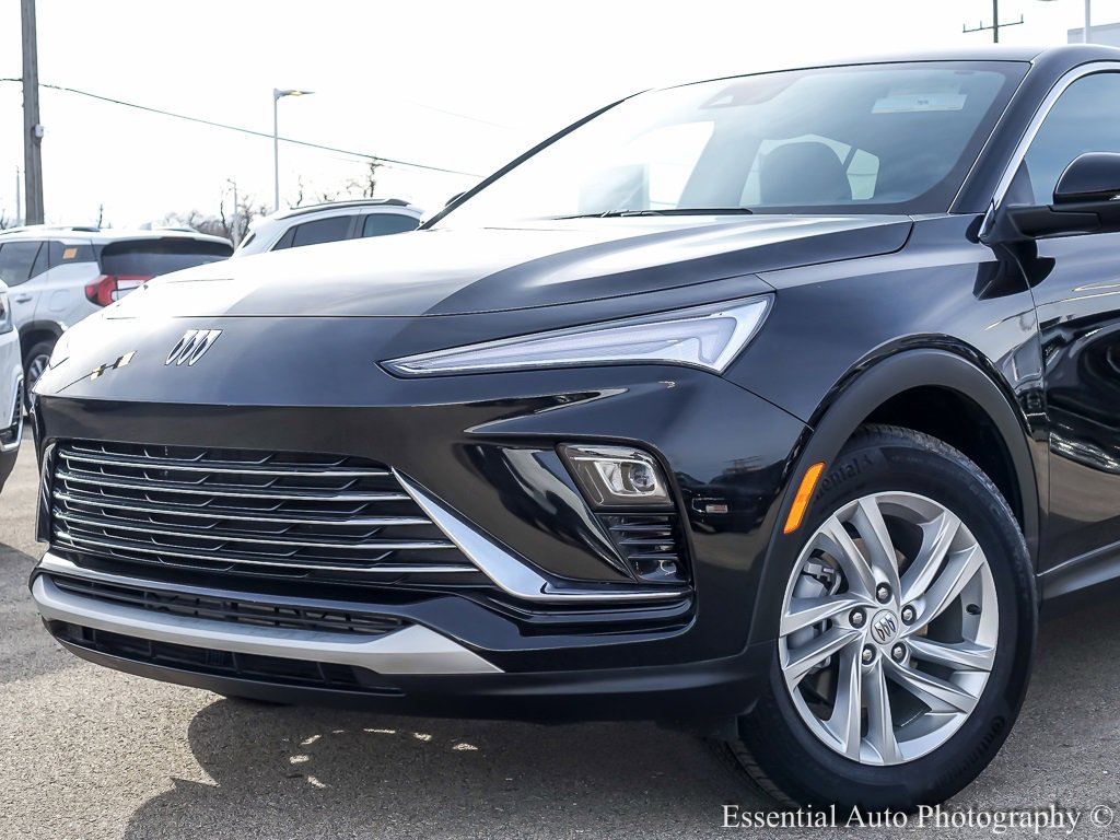 Used 2025 Buick Envista Preferred w/ Convenience I Package image 3