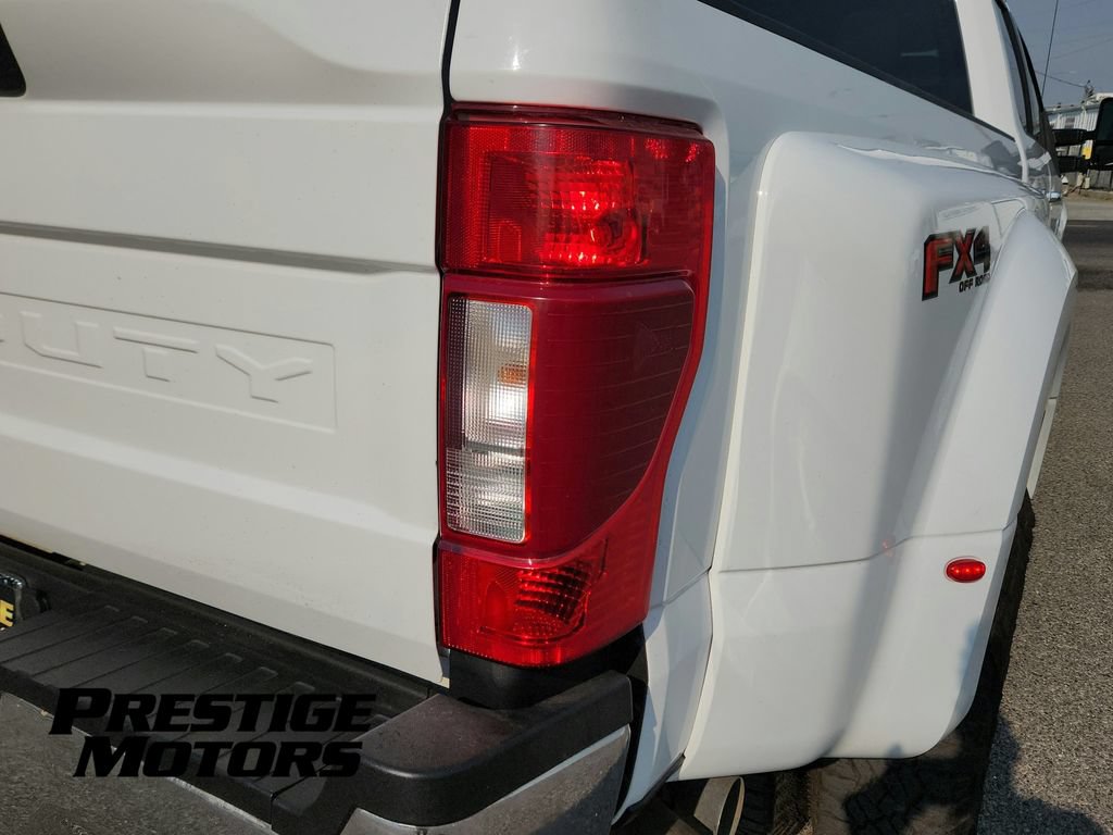 Used 2020 Ford F350 XLT w/ XLT Premium Package AWD/4WD image 30