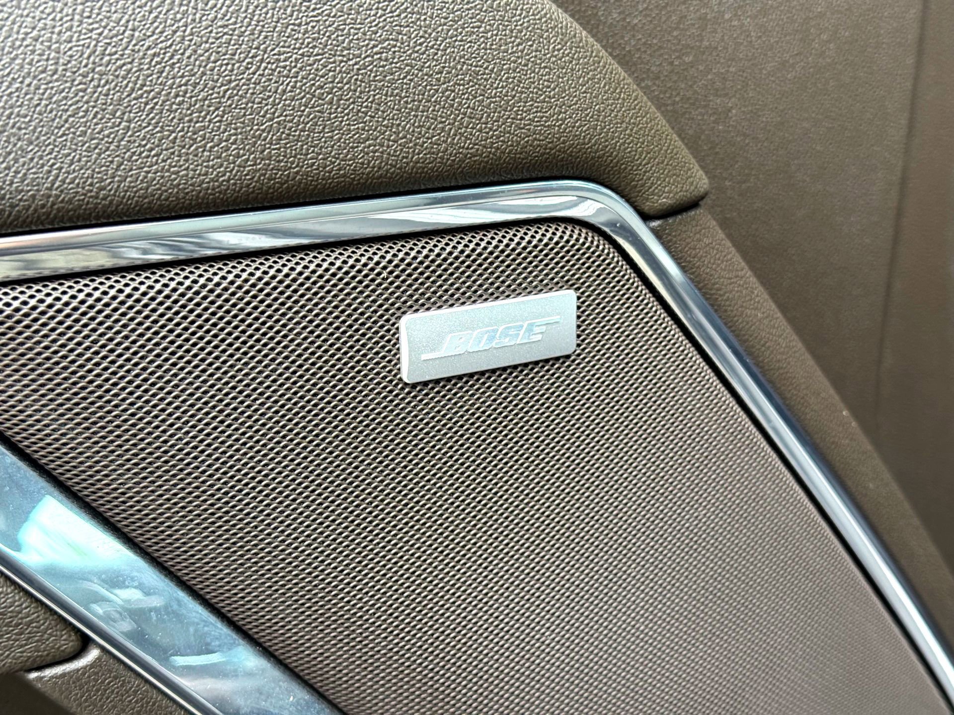 Used 2024 Chevrolet Silverado 1500 LTZ w/ Z71 Off-Road Package image 15