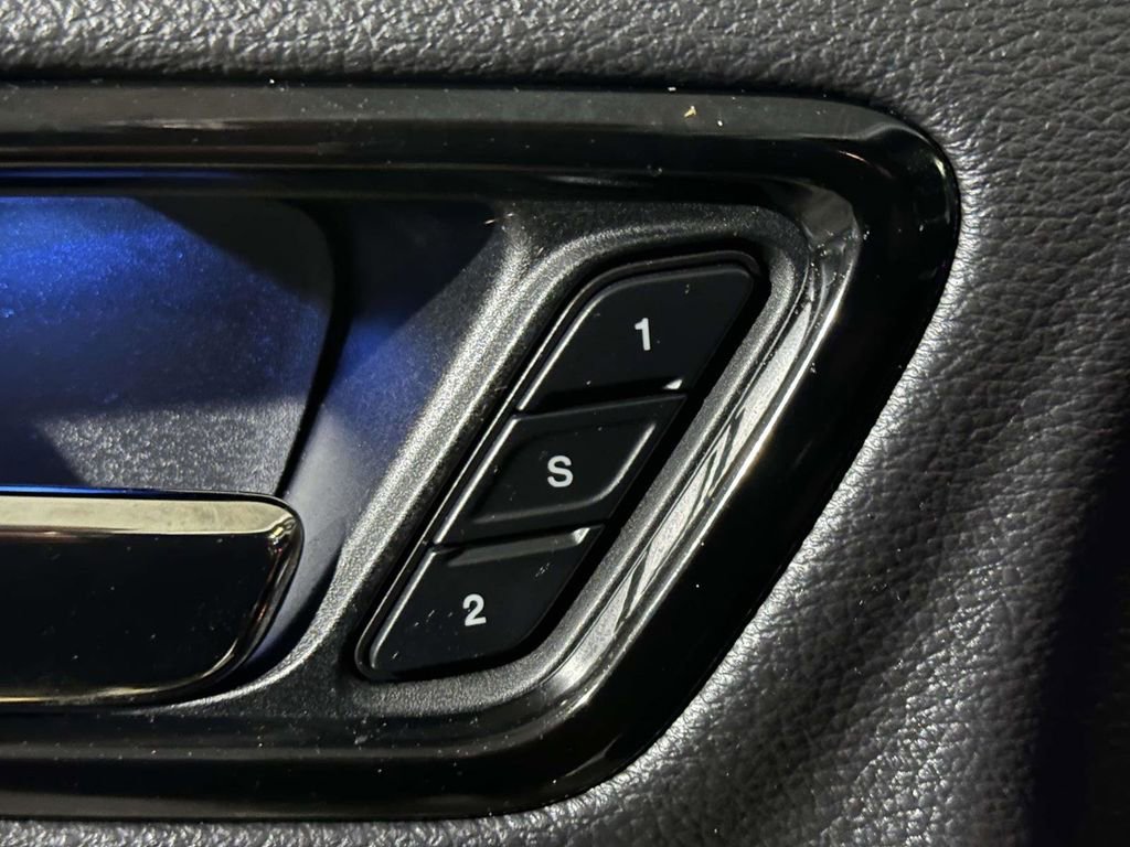 Used 2022 Dodge Durango GT image 22