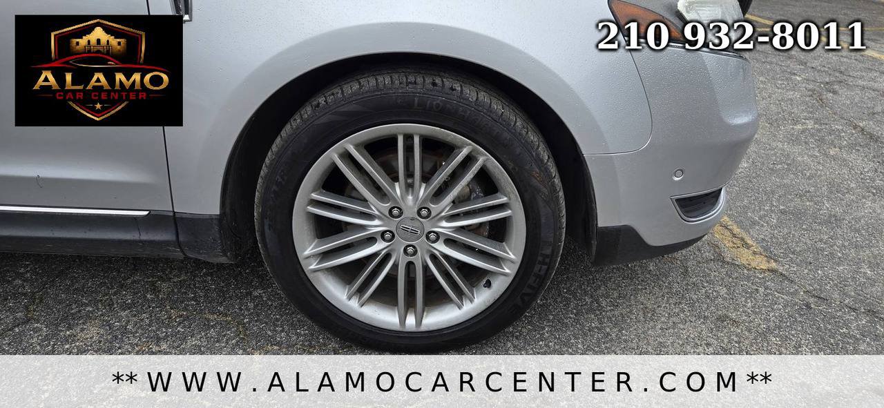 Used 2015 Lincoln MKT AWD w/ Equipment Group 201A image 13