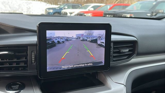 Used 2022 Ford Explorer XLT image 16