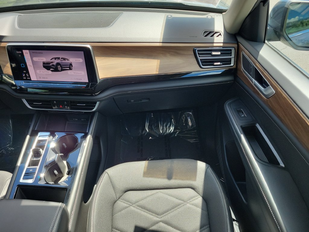 Certified 2024 Volkswagen Atlas SE FWD image 16