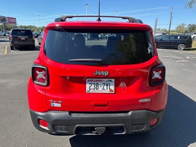 Used 2018 Jeep Renegade Latitude w/ Cold Weather Group AWD/4WD image 8