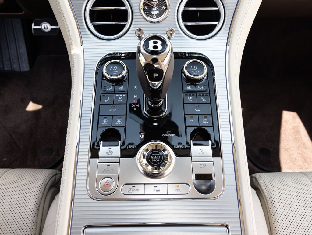 Used 2022 Bentley Continental GT AWD/4WD image 47