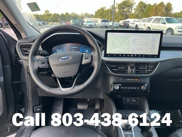 Used 2023 Ford Escape Platinum AWD/4WD image 16