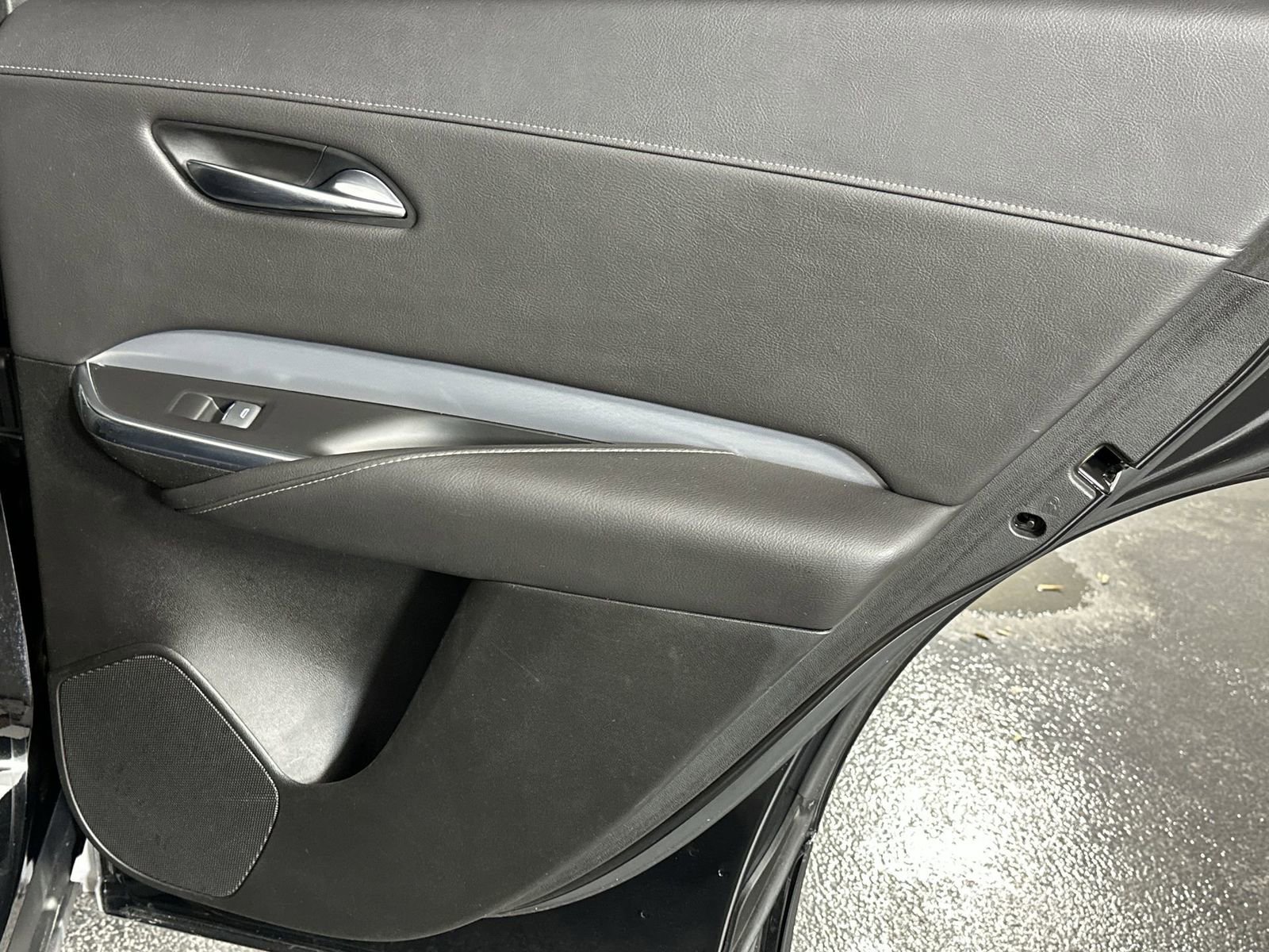 Used 2019 Cadillac XT4 Premium Luxury image 36