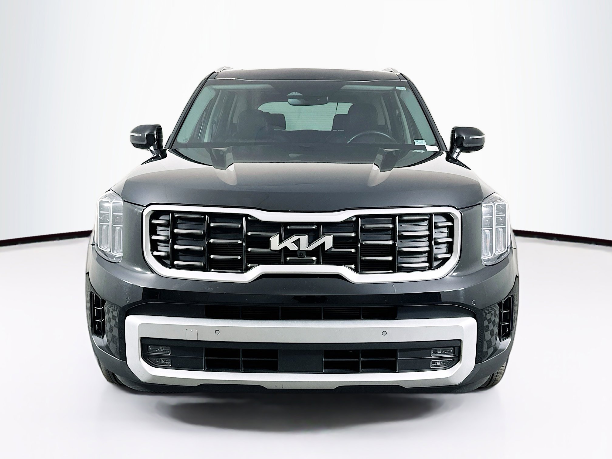 Used 2024 Kia Telluride SX image 2