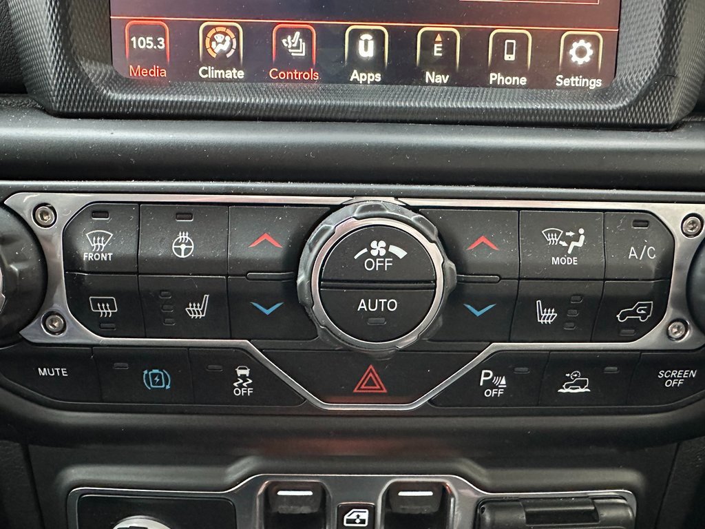 Used 2021 Jeep Wrangler Unlimited Sahara image 6