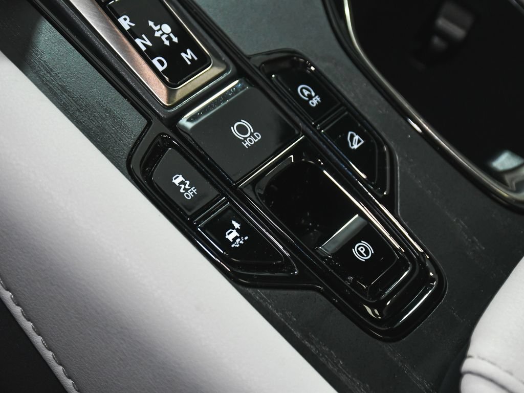 Used 2025 Lexus RX 350 F Sport w/ Accessory Package AWD/4WD image 43