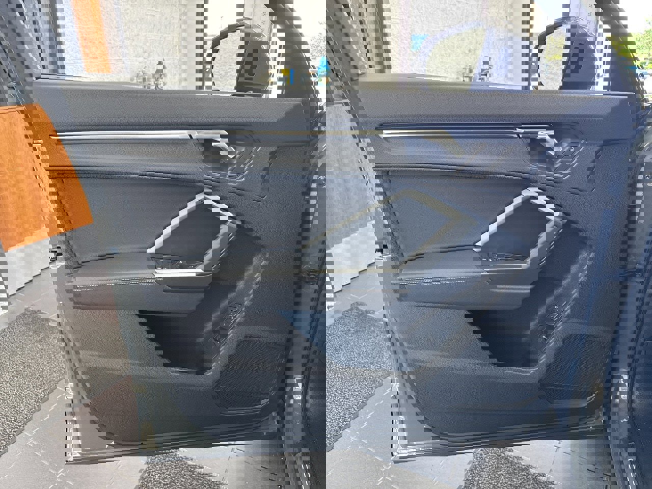 New 2025 Audi Q3 2.0T Premium image 38