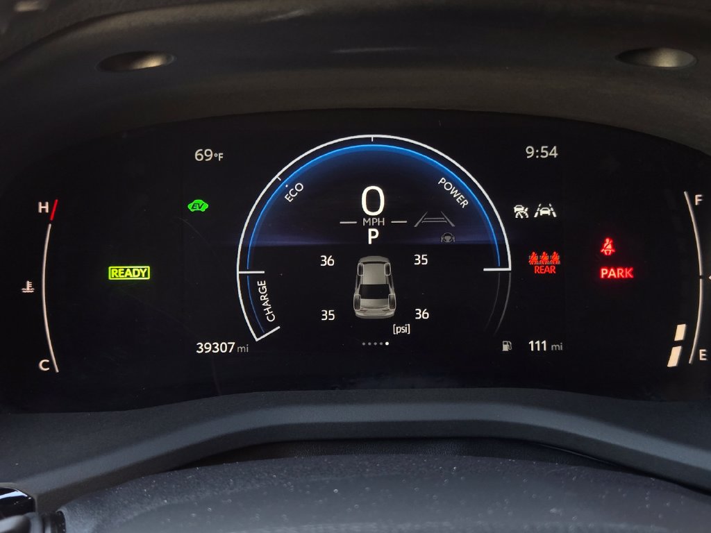 Used 2025 Toyota Camry SE FWD image 27