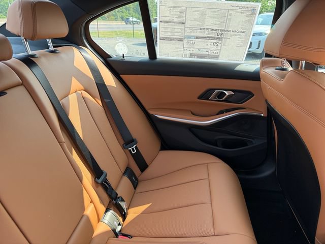 New 2026 BMW 330i xDrive Sedan w/ Convenience Package AWD/4WD image 18