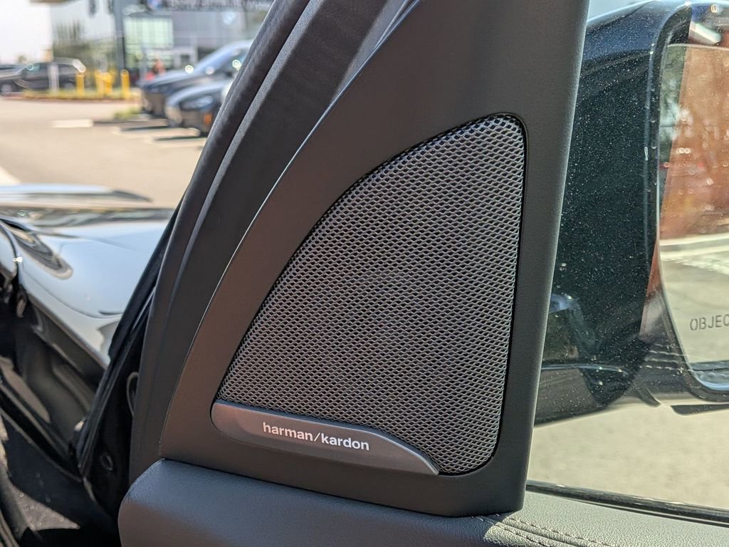 New 2026 BMW X5 xDrive50e image 13