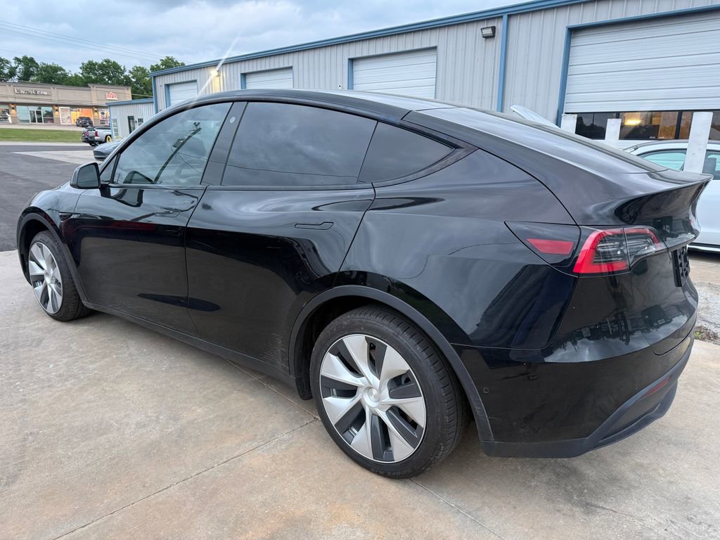 Used 2021 Tesla Model Y 2WD image 16