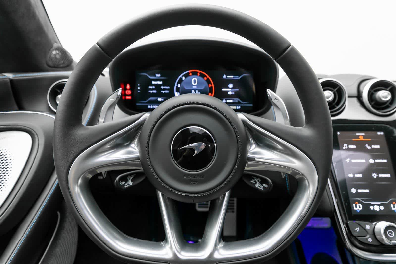 New 2025 McLaren GTS RWD image 13