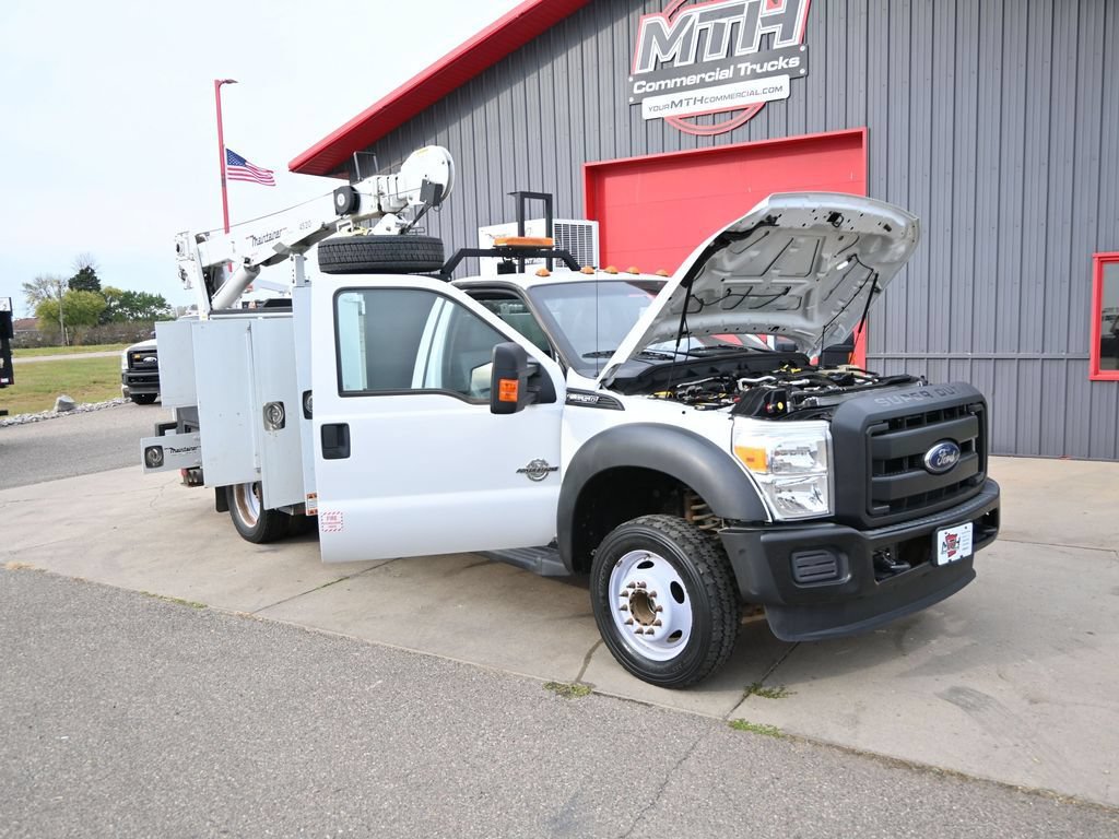 Used 2016 Ford F550 2WD Regular Cab Super Duty image 12