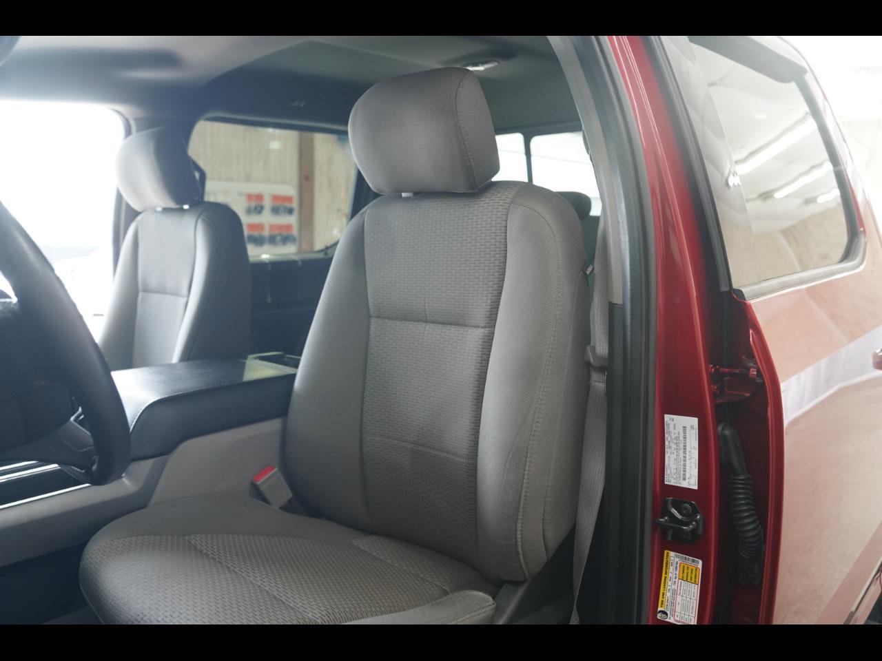 Used 2020 Ford F150 XLT w/ Equipment Group 302A Luxury AWD/4WD image 25