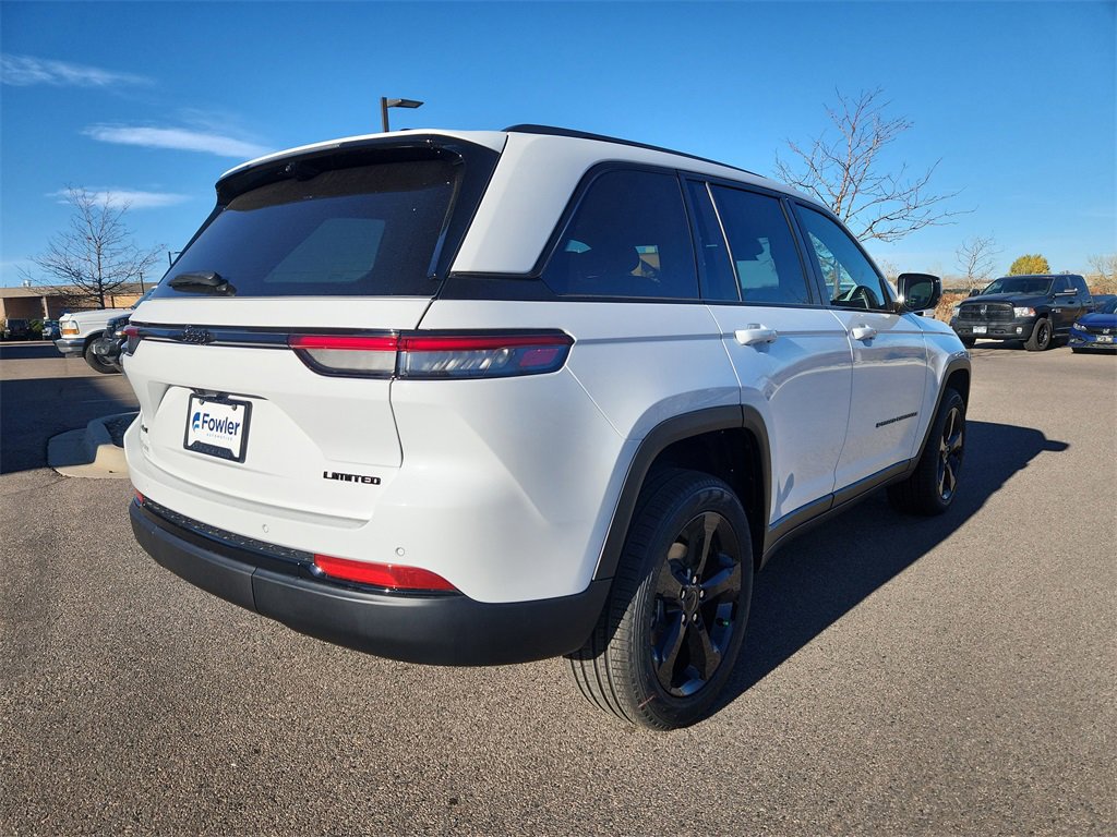 New 2025 Jeep Grand Cherokee Limited image 3
