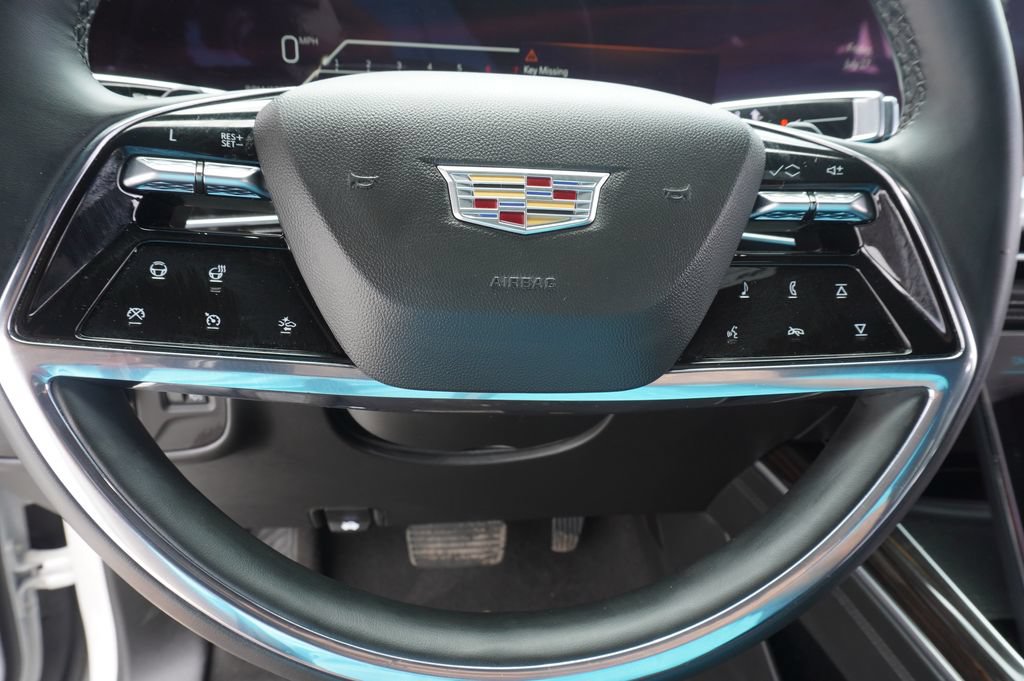 Certified 2025 Cadillac Escalade Premium Luxury AWD/4WD image 20