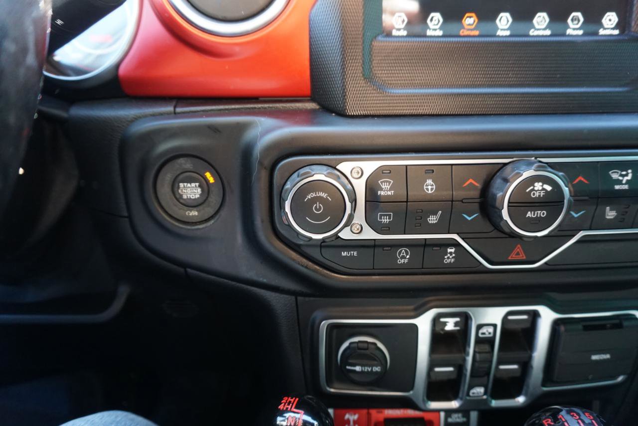 Used 2021 Jeep Gladiator Rubicon w/ Cold Weather Group AWD/4WD image 13