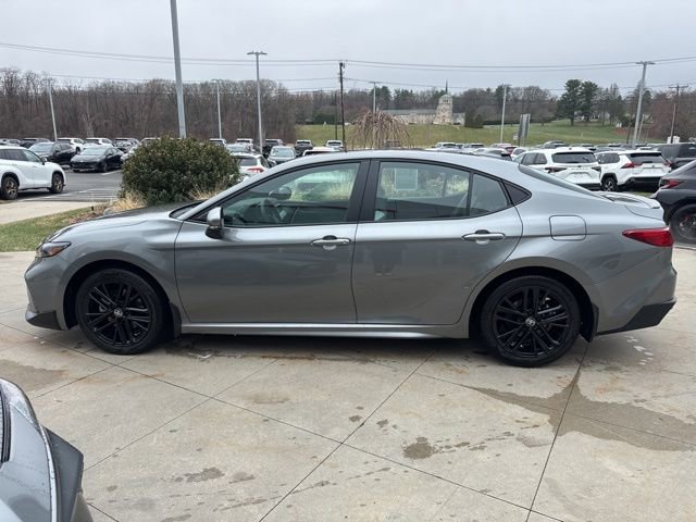 Used 2026 Toyota Camry SE w/ Convenience Package AWD/4WD image 4