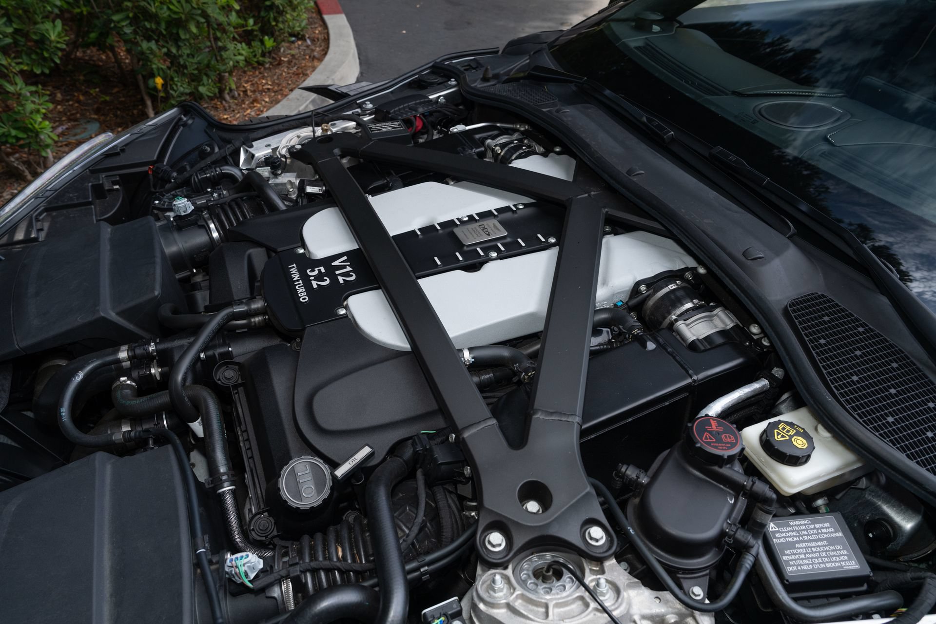 Used 2019 Aston Martin DBS Superleggera RWD image 11