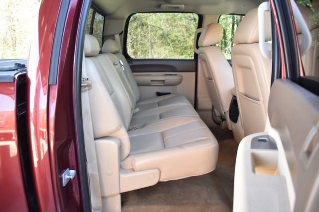 Used 2014 Chevrolet Silverado 2500 LT w/ Texas Edition AWD/4WD image 18