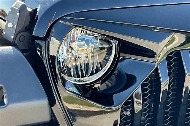 Used 2022 Jeep Gladiator Mojave w/ LED Lighting Group image 30